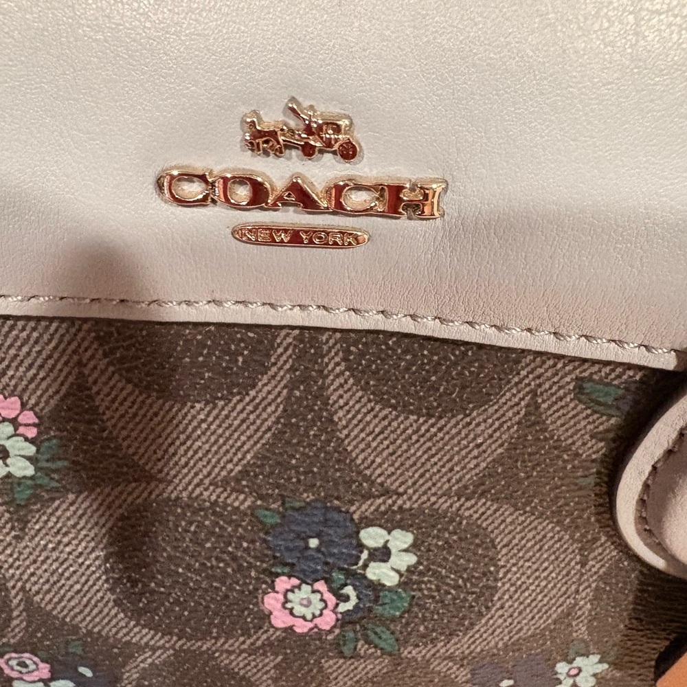Coach Floral Signature Satchel in Light Blue - Picture 4 of 11